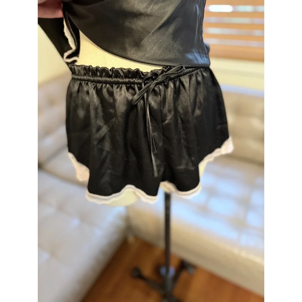 Victoria's Secret Satin Lace Cami and Shorts Pajama Set Black Large 11052199